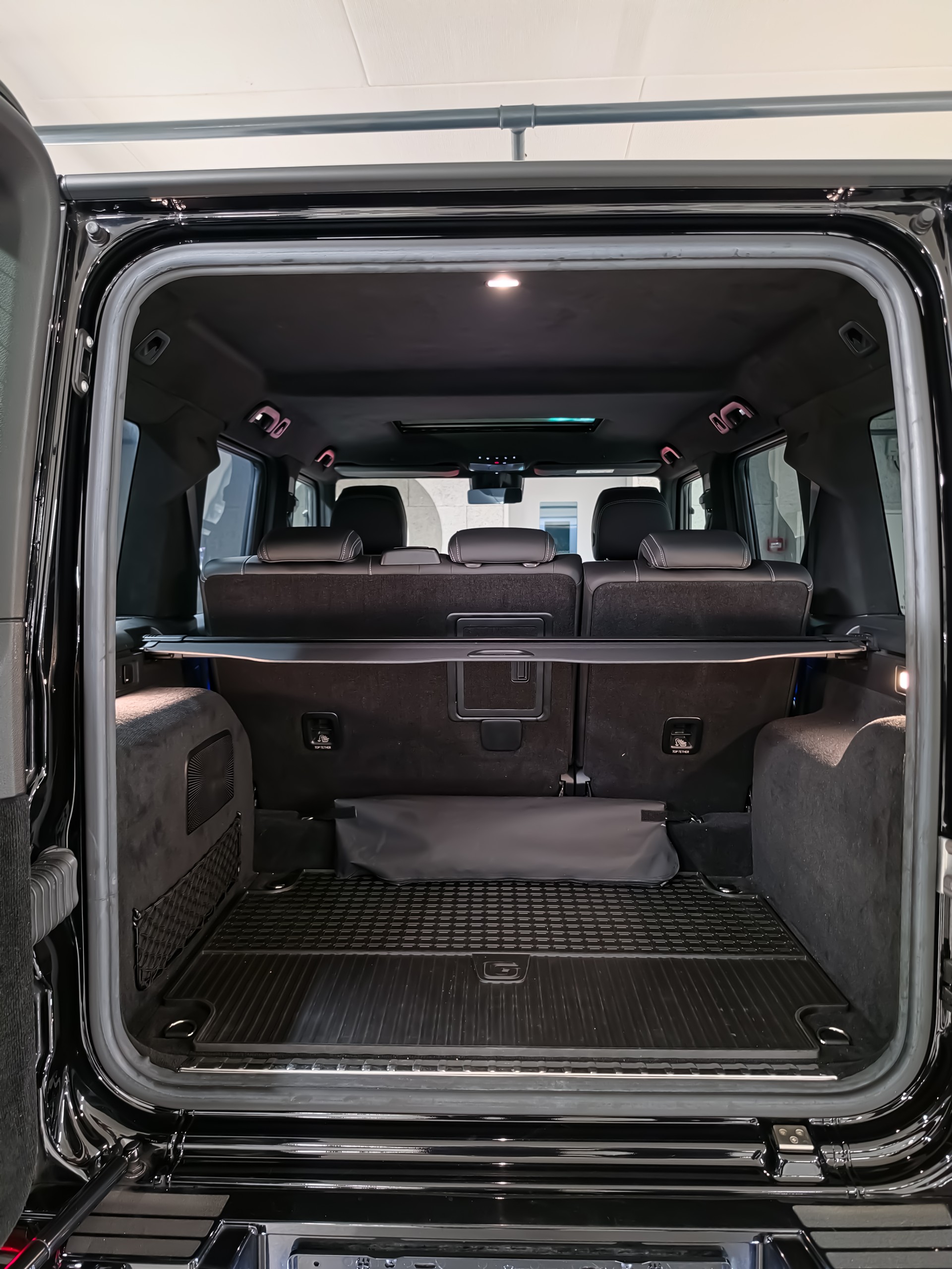 MERCEDES-BENZ G 63 AMG Speedshift Plus G-Tronic-image-12