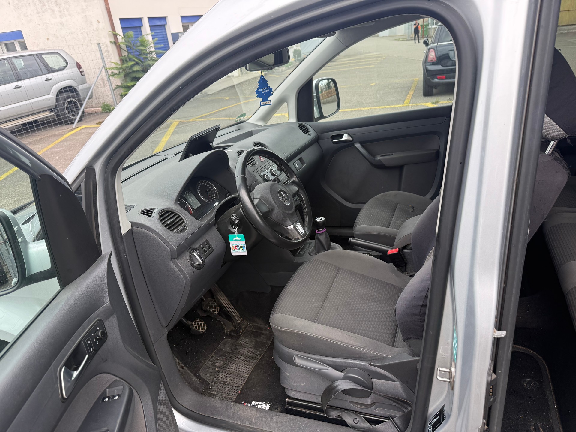 VW Caddy 2.0 TDI 4Motion Comfortline-image-7
