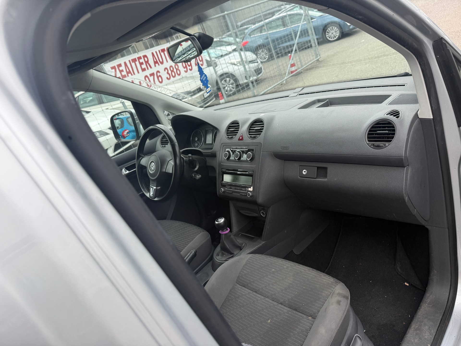 VW Caddy 2.0 TDI 4Motion Comfortline-image-10