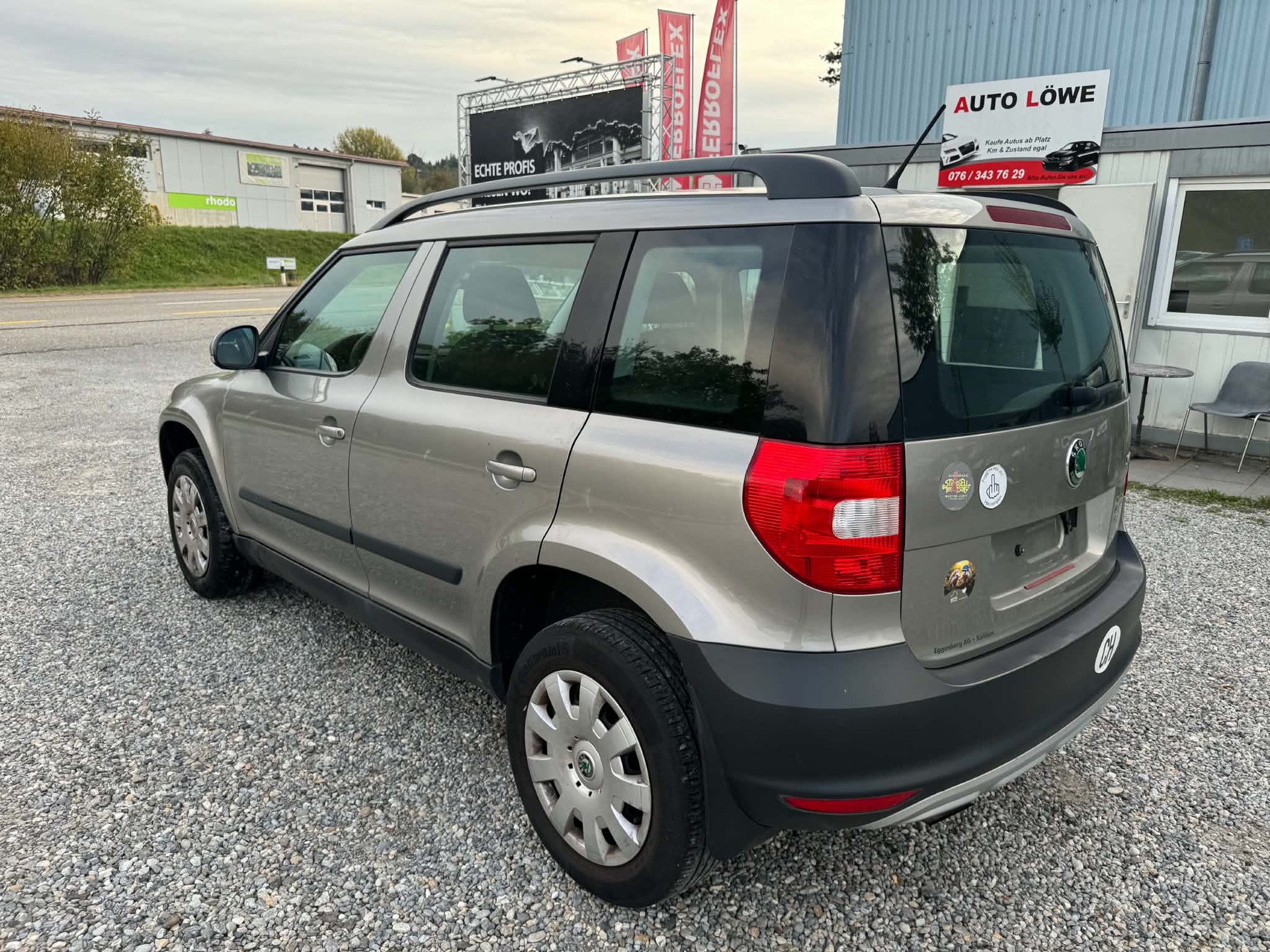 SKODA Yeti 1.2 TSI Family DSG-image-6