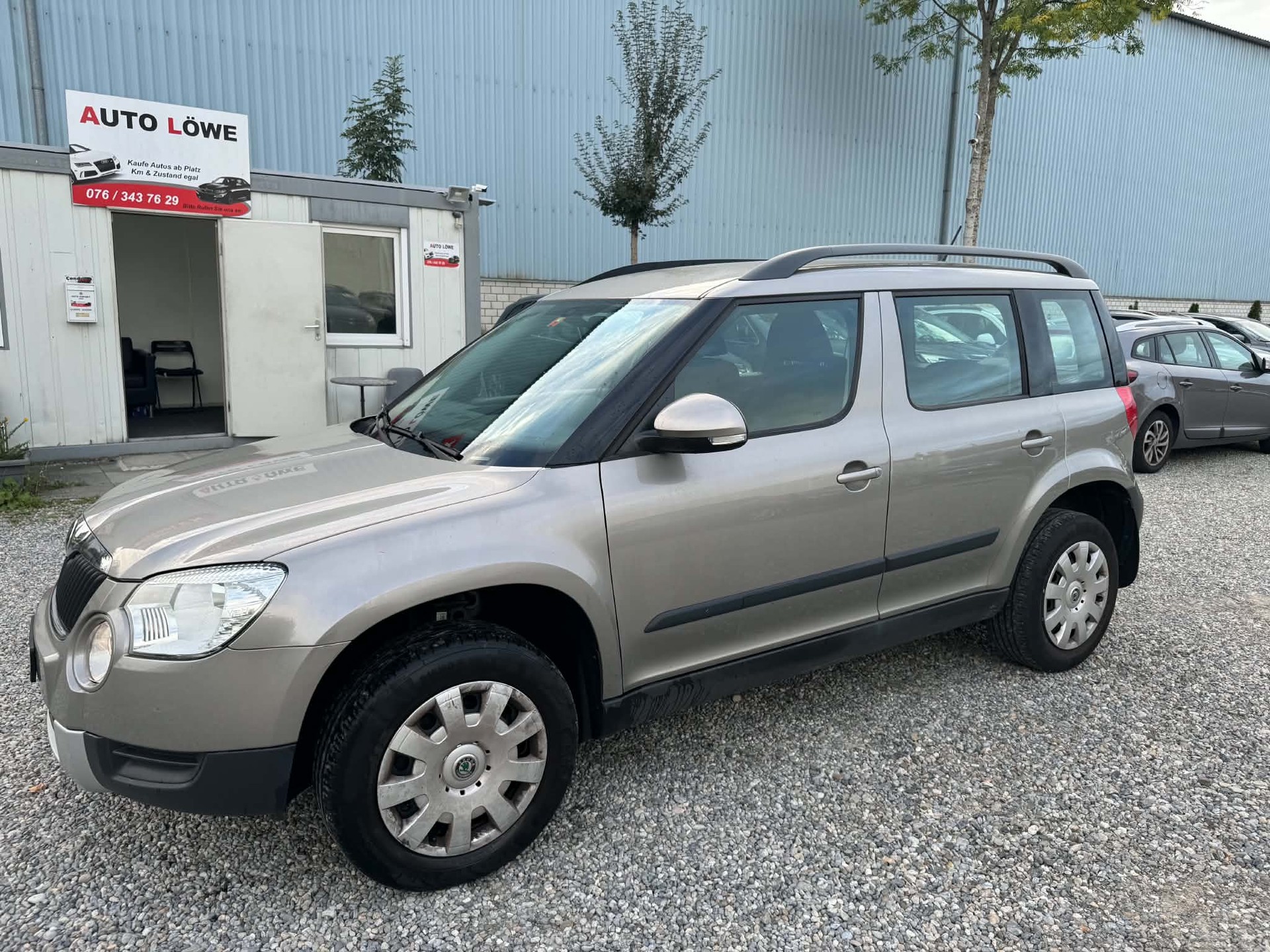 SKODA Yeti 1.2 TSI Family DSG-image-0