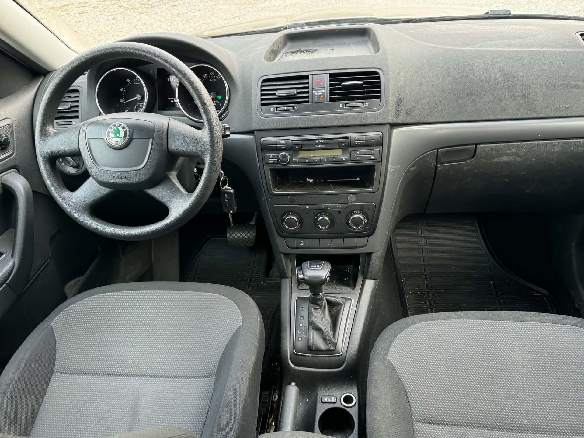 SKODA Yeti 1.2 TSI Family DSG-image-3
