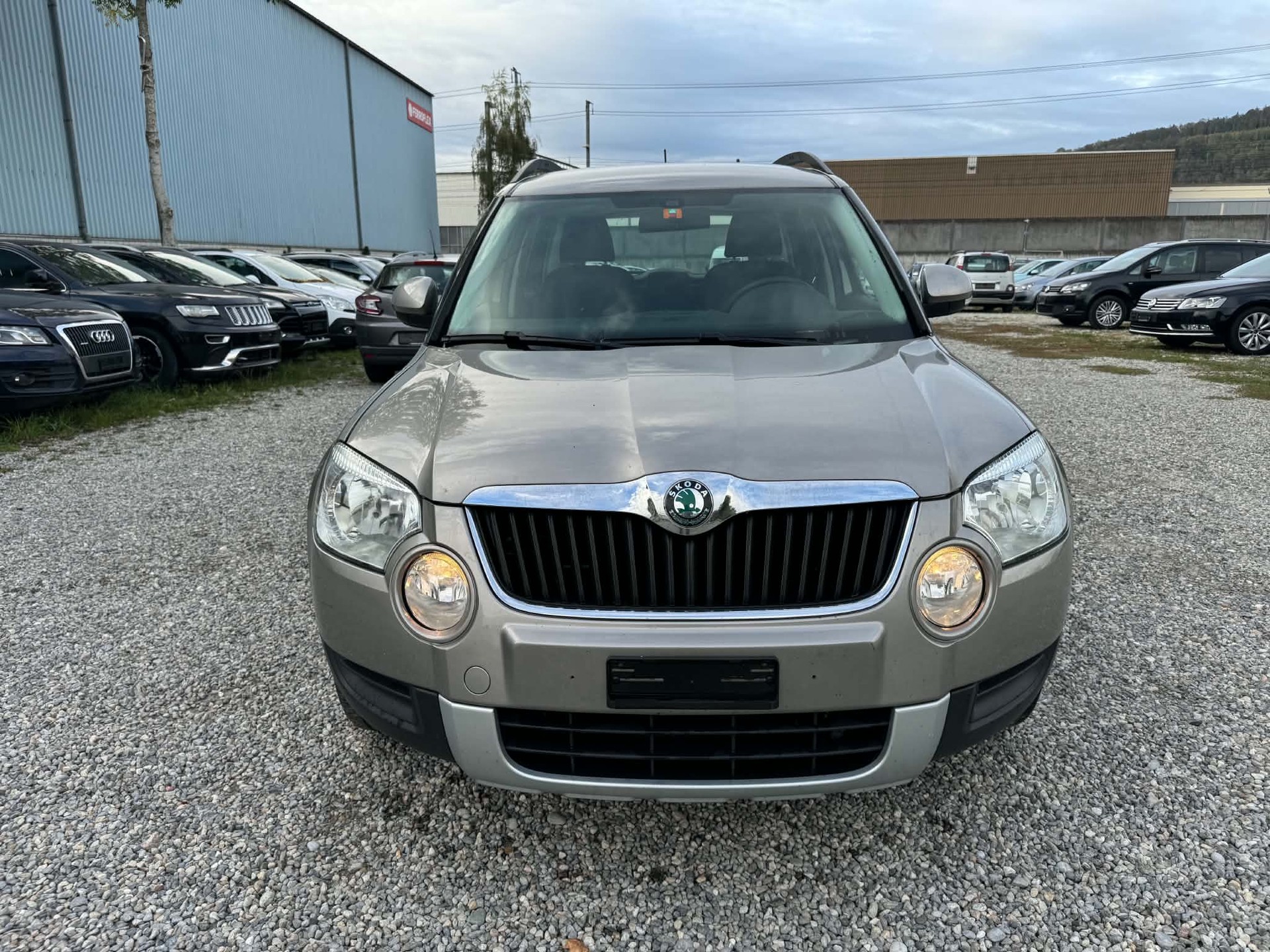 SKODA Yeti 1.2 TSI Family DSG-image-8