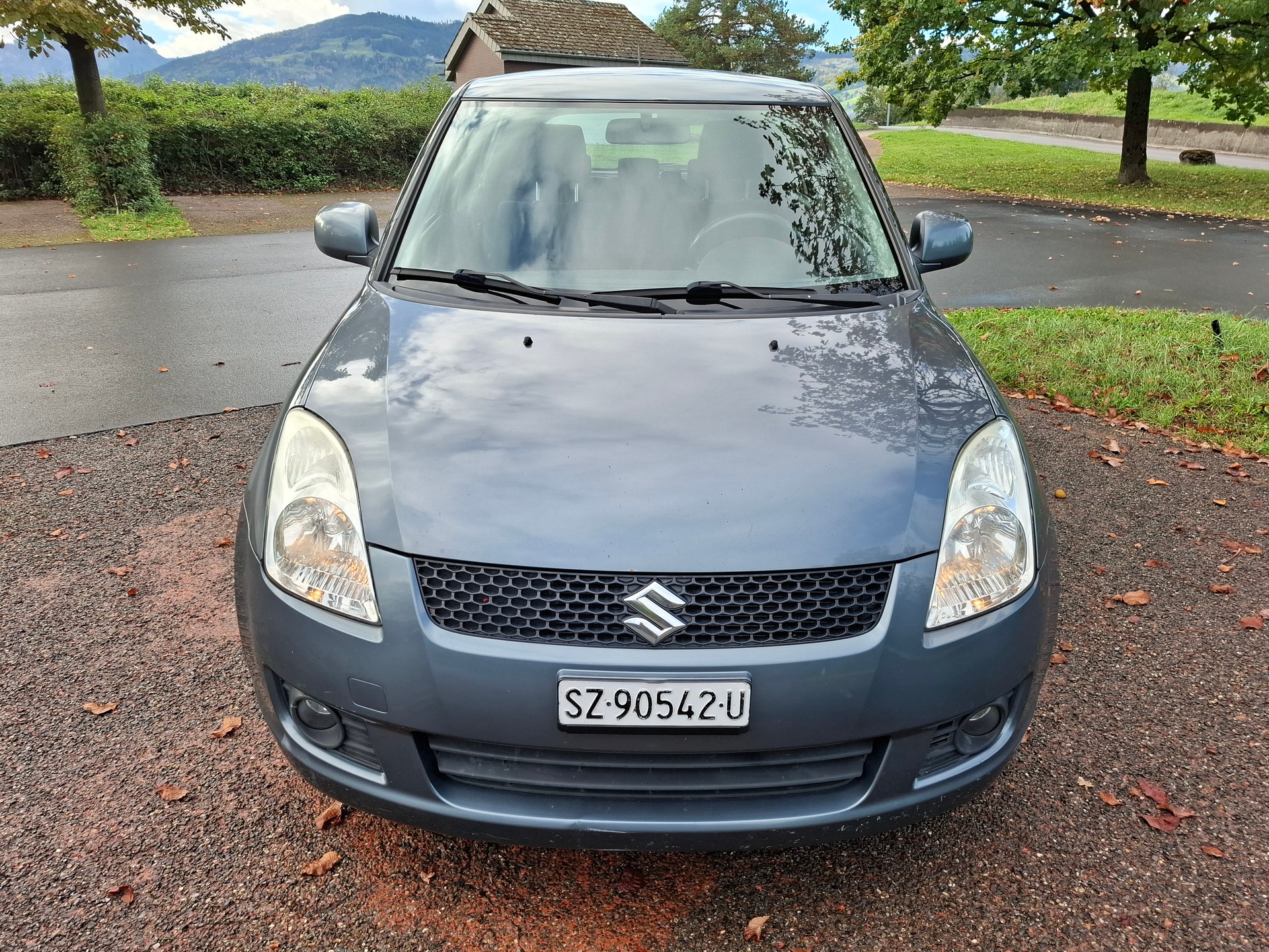 SUZUKI Swift 1.3i 16V GL 4x4-image-1