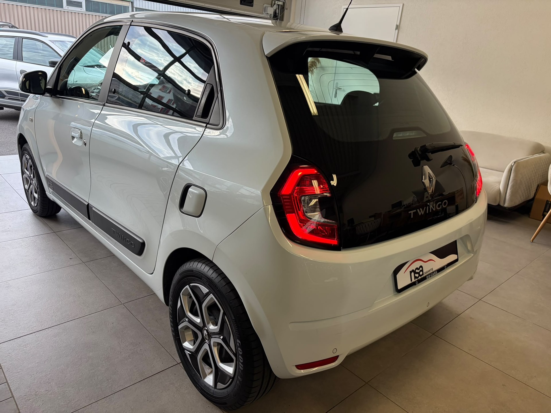 RENAULT Twingo TCe 95 Zen-image-1