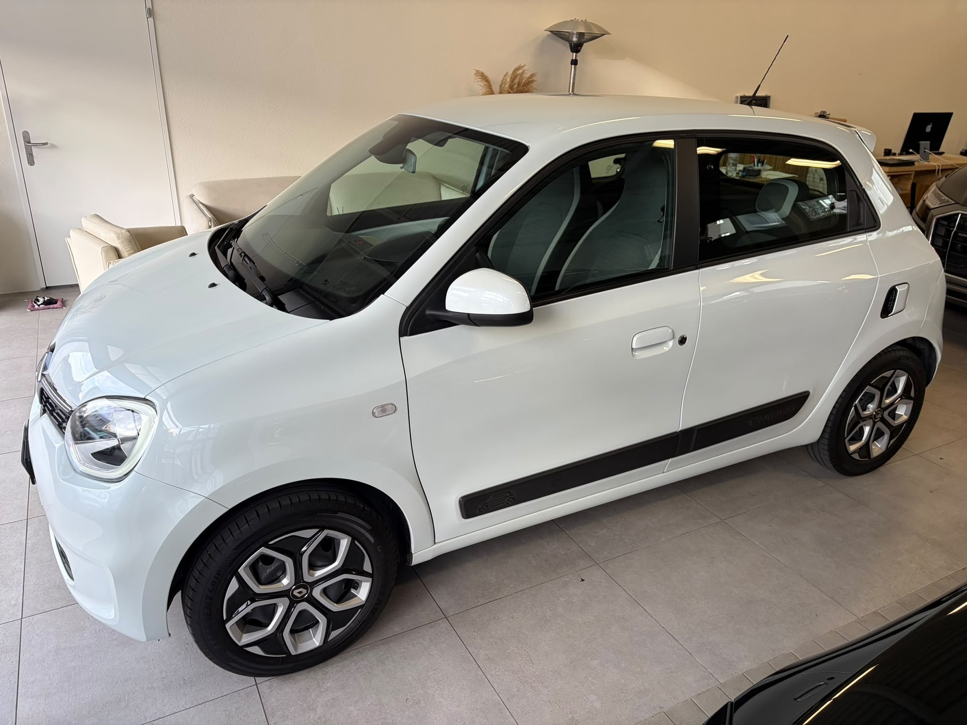 RENAULT Twingo TCe 95 Zen-image-2