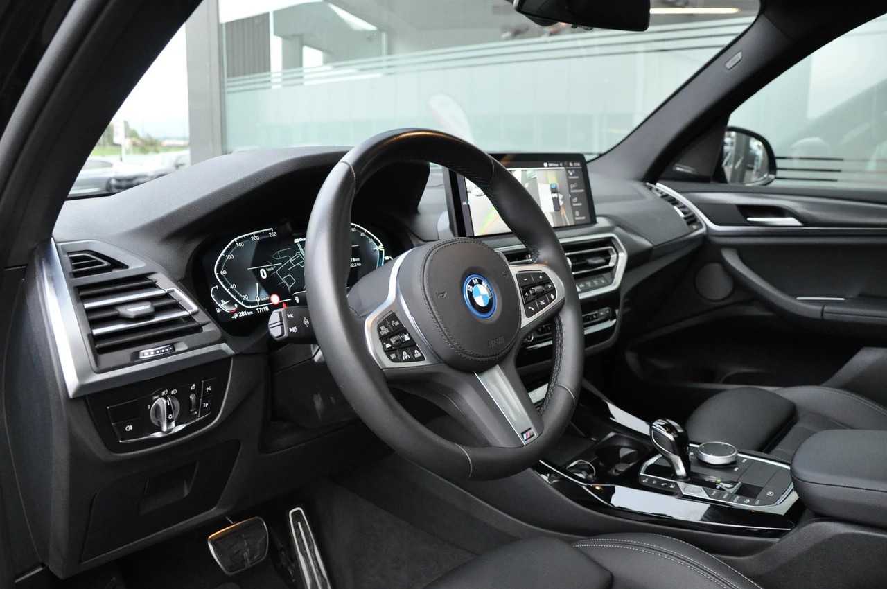 BMW X3 xDrive 30e M Sport-image-18