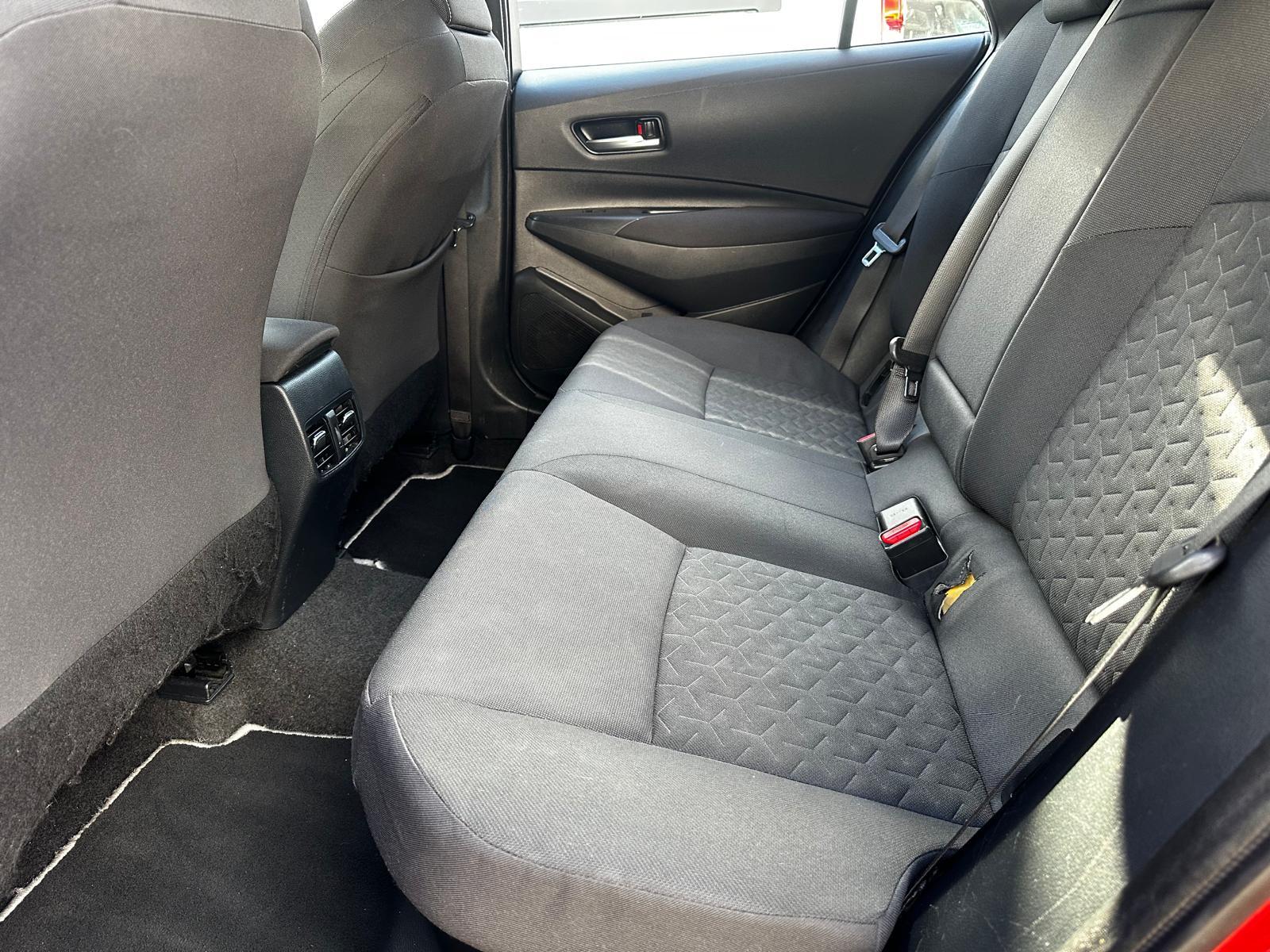 TOYOTA Corolla Touring Sports 1.8 HSD Comfort-image-10