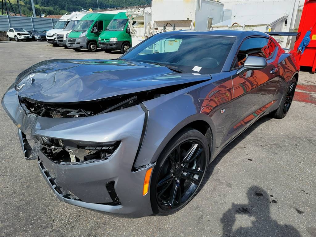CHEVROLET Camaro RS-image-0