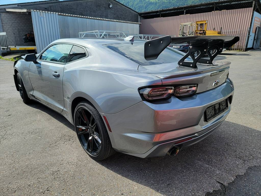 CHEVROLET Camaro RS-image-2