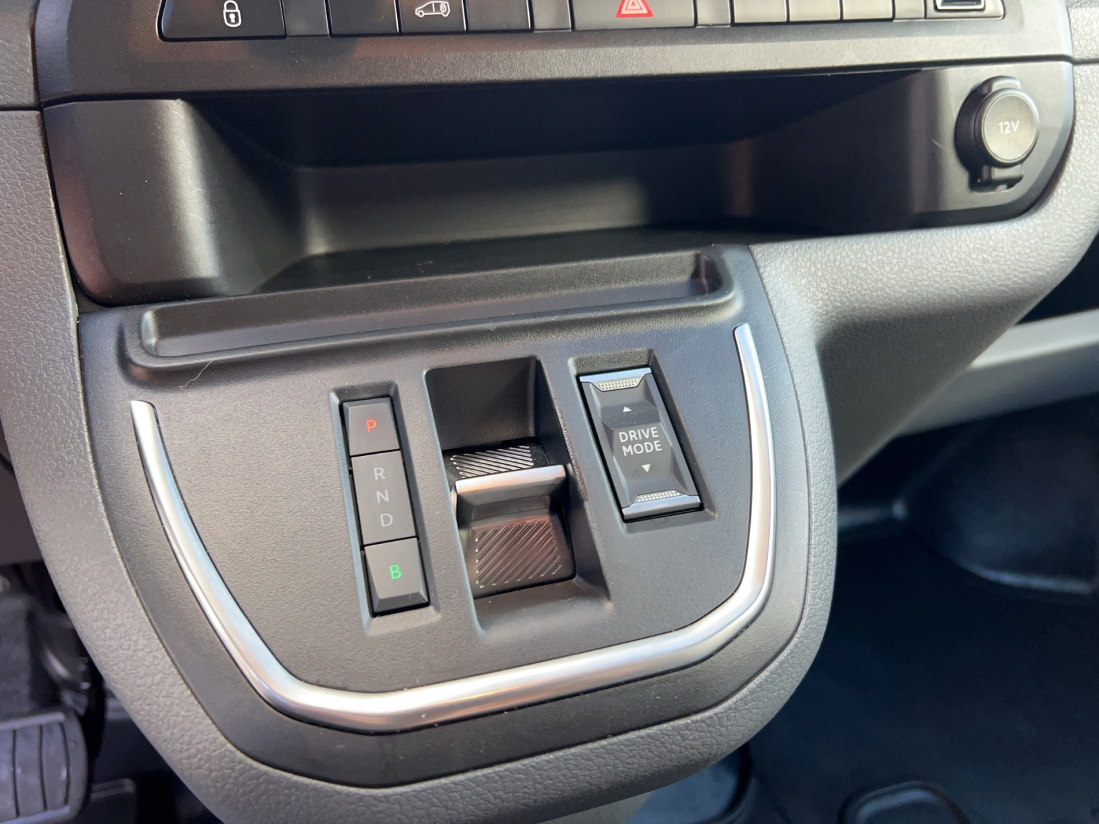 CITROEN e-Jumpy M Club 75kWh-image-21
