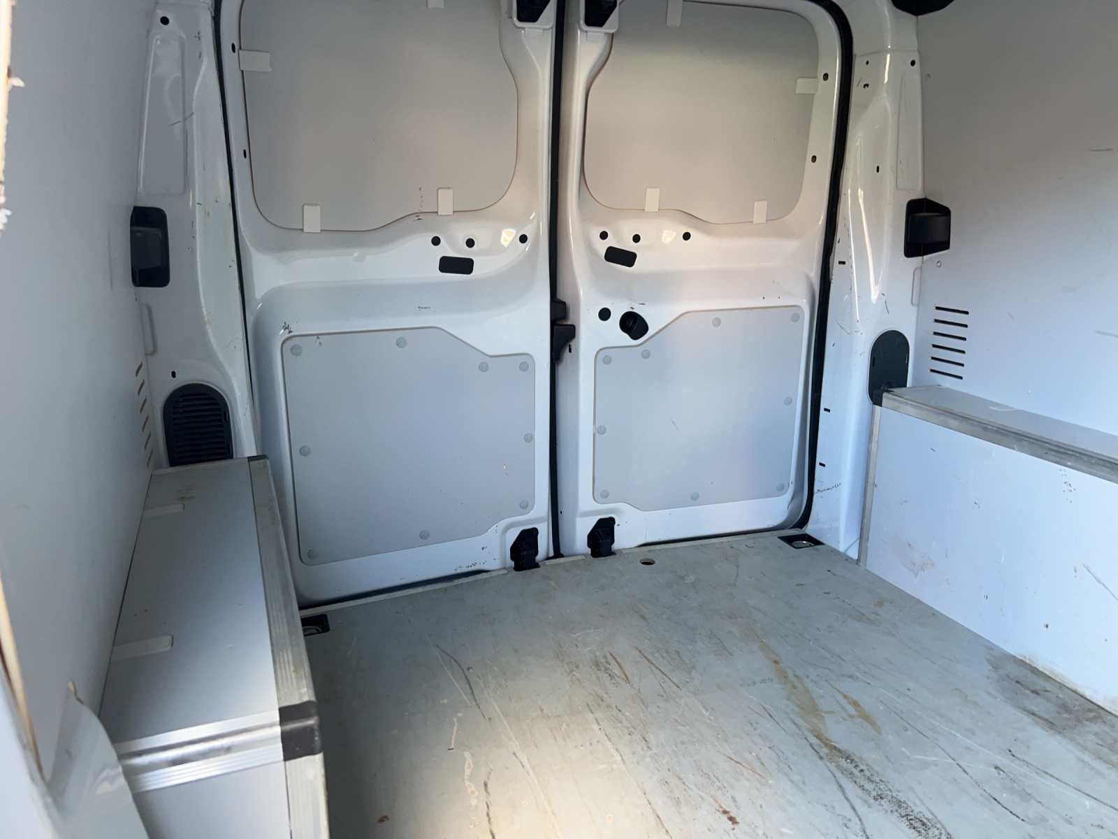 CITROEN e-Jumpy M Club 75kWh-image-18