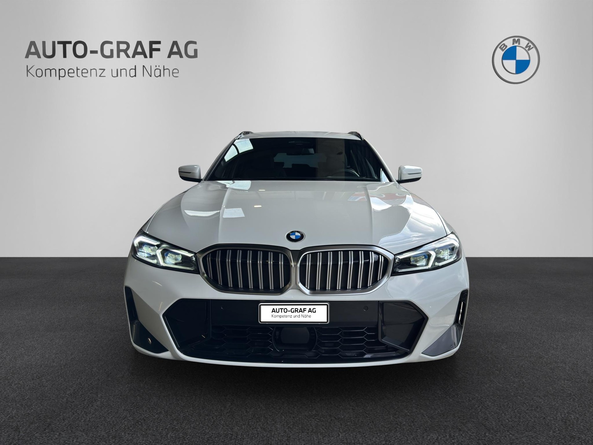BMW 320d xDrive 48V Touring Steptronic M Sport-image-7