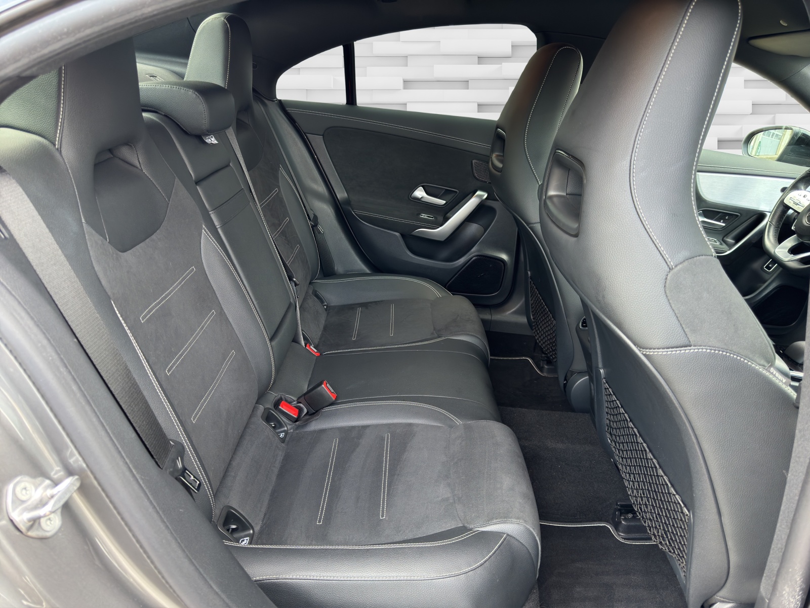 MERCEDES-BENZ CLA 250 e AMG Line 8G-DCT-image-12