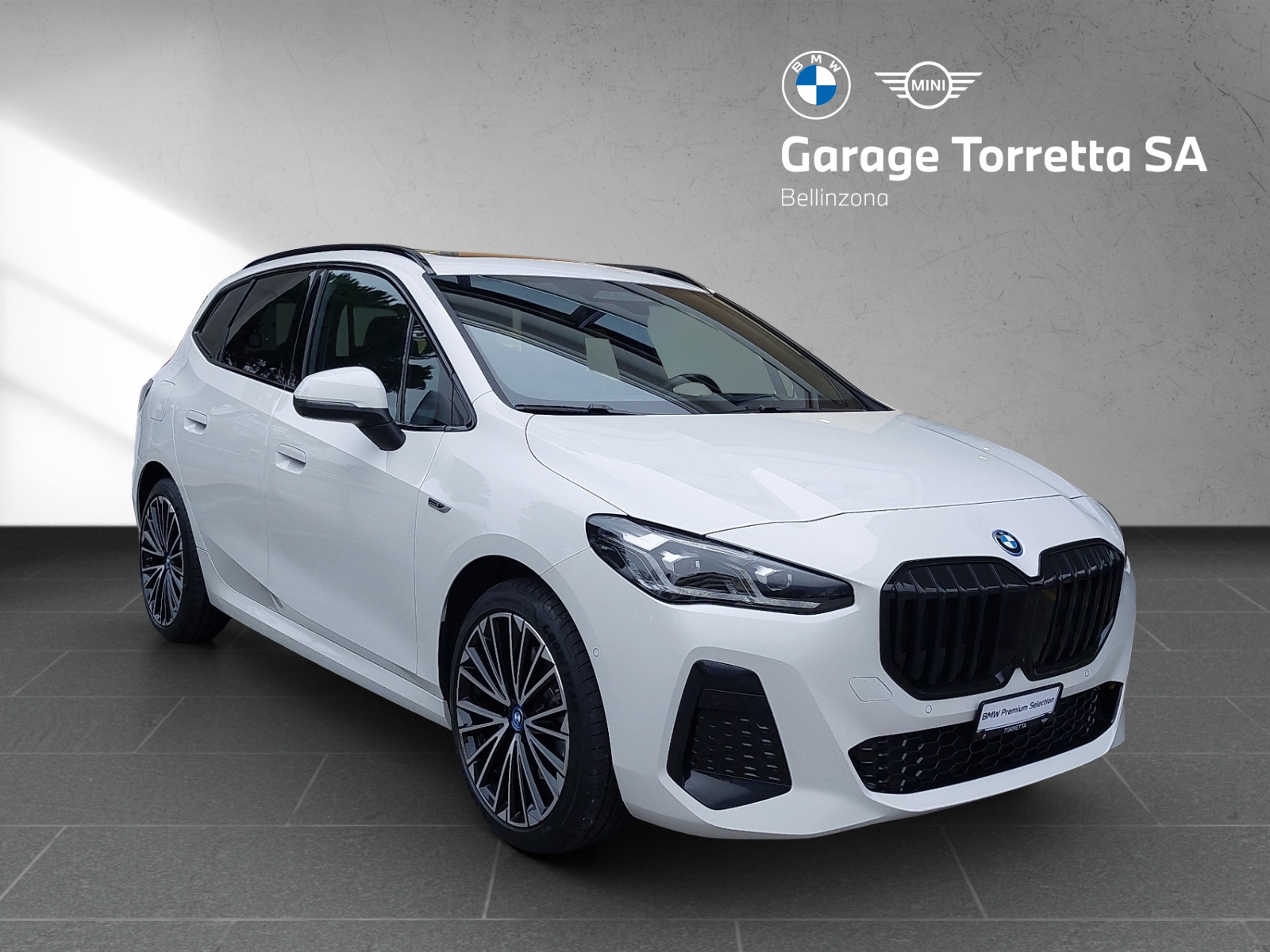 BMW 230e xDrive Active Tourer M Sport-image-7