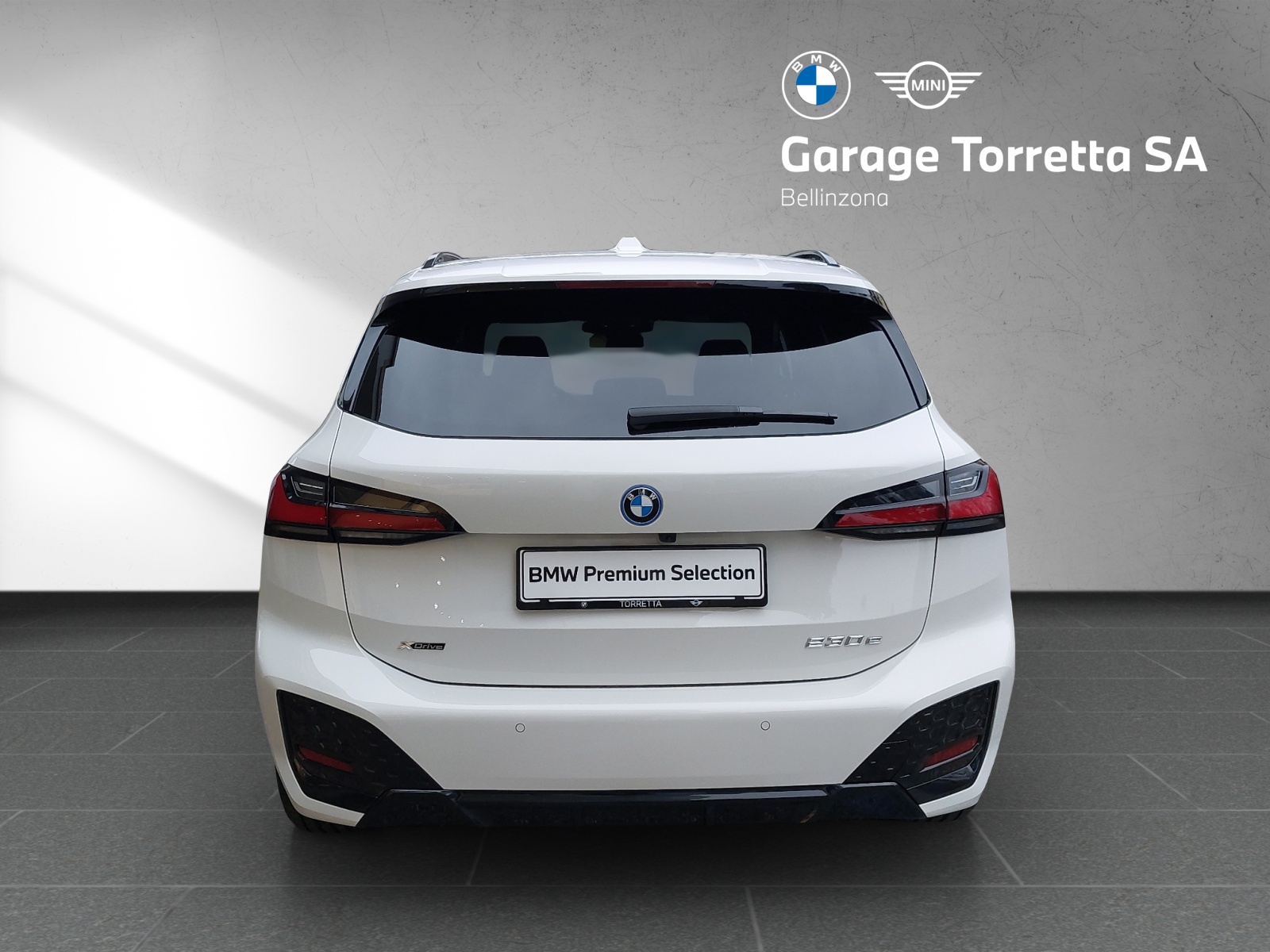 BMW 230e xDrive Active Tourer M Sport-image-4