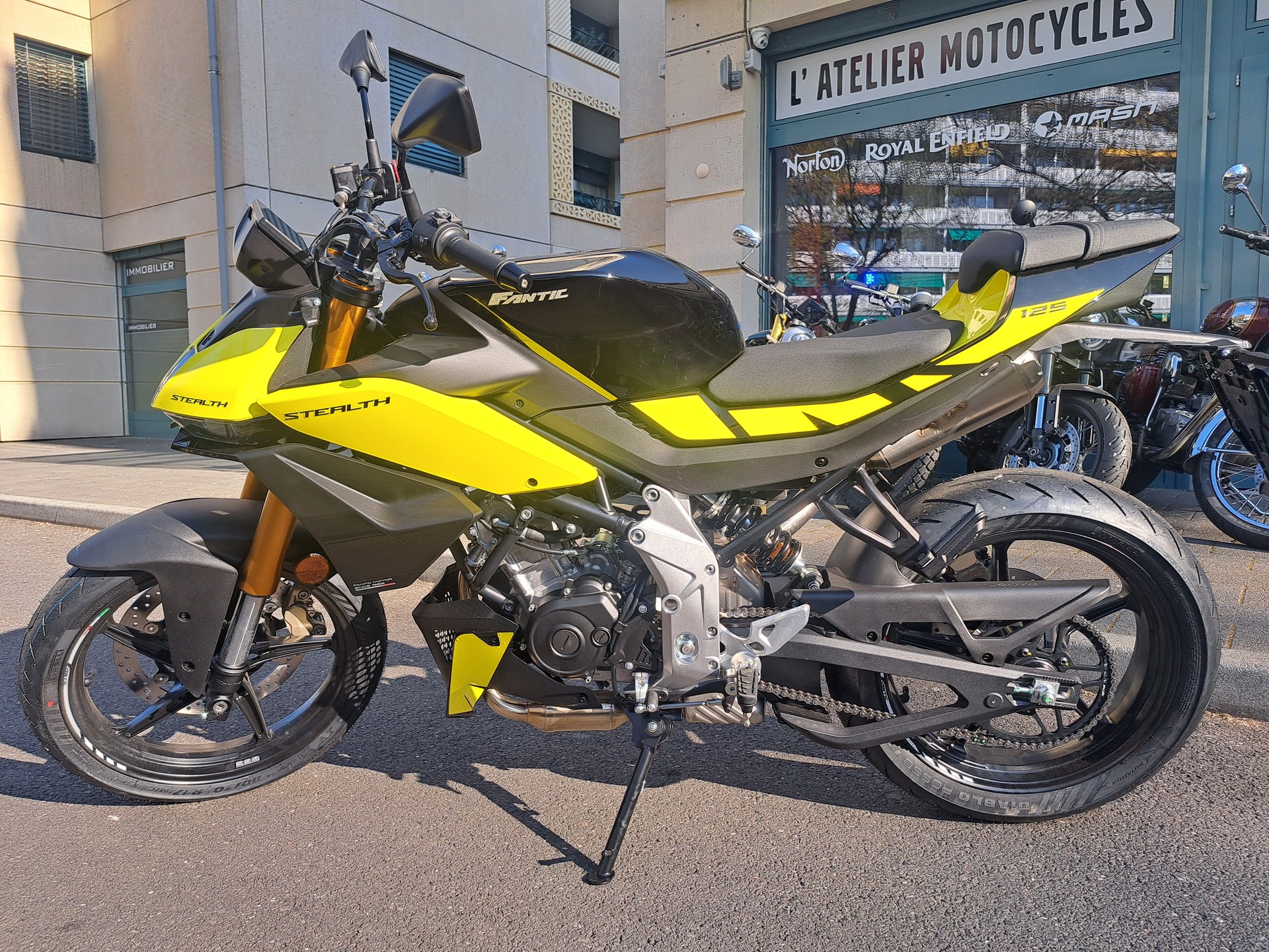 FANTIC STEALTH 125 livraison dans toute la suisse-image-3