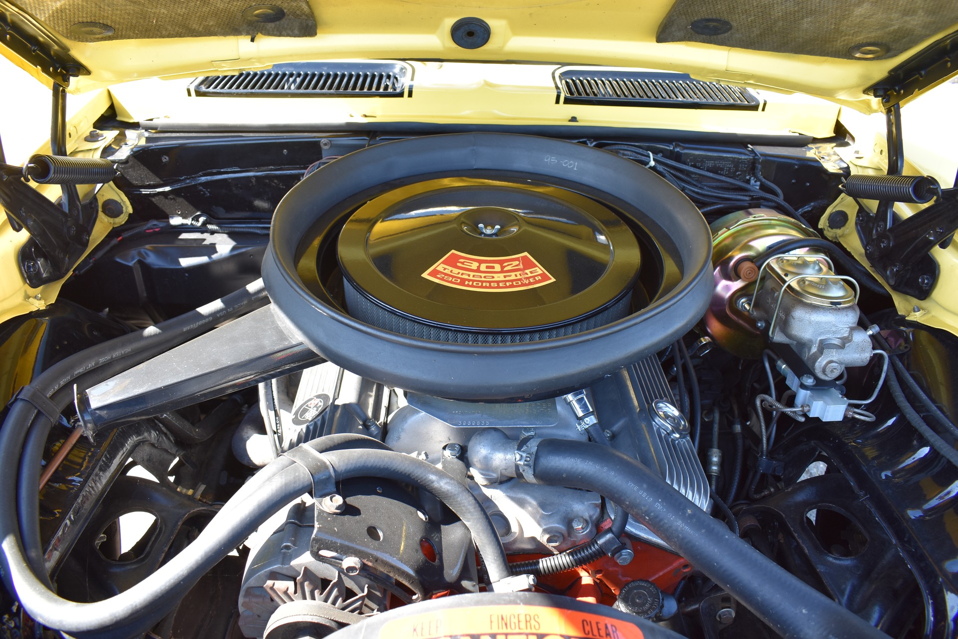 CHEVROLET Camaro Z/28 (Clone)-image-11