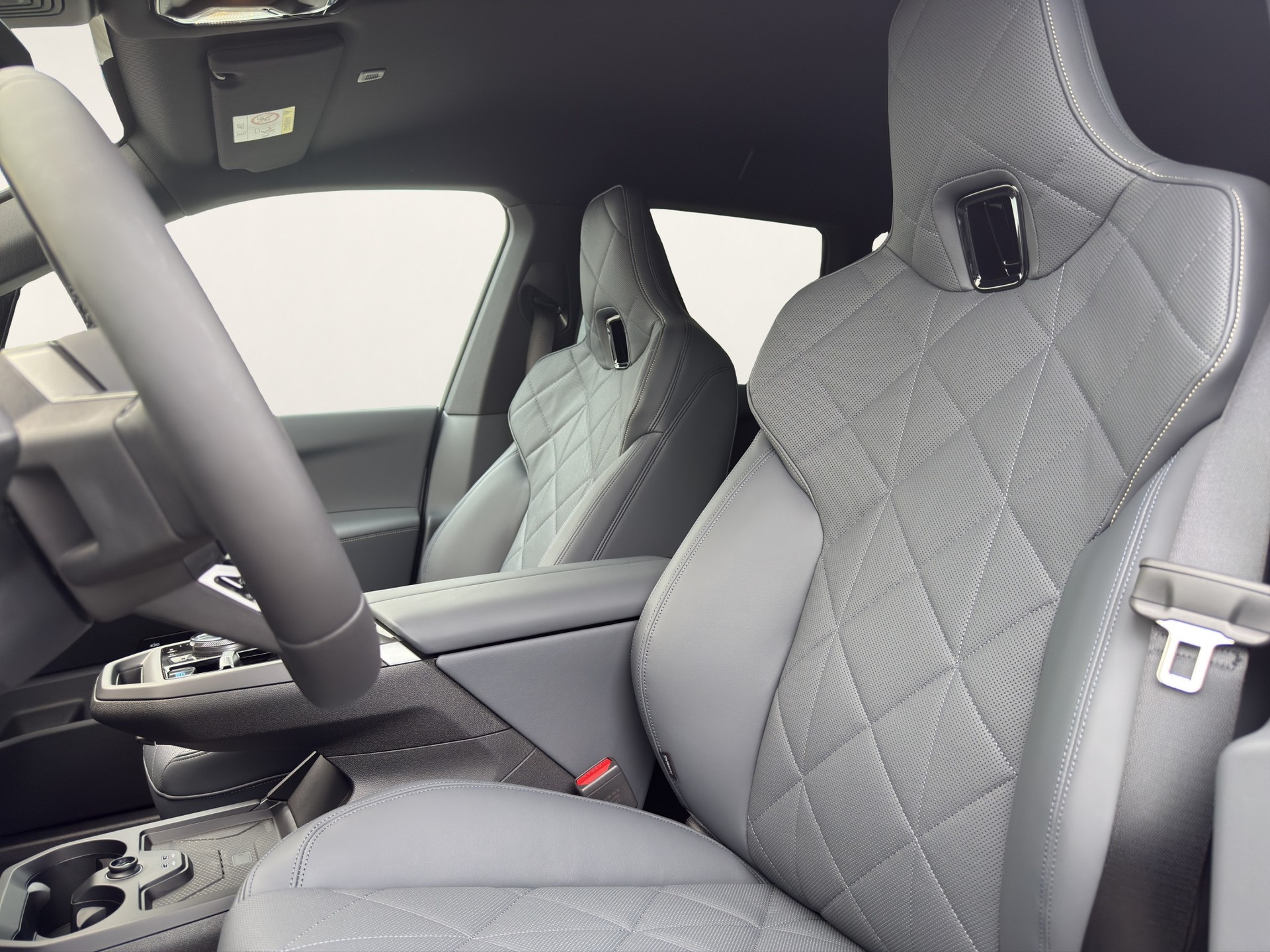 BMW iX xDrive60 M Sport Pro-image-15