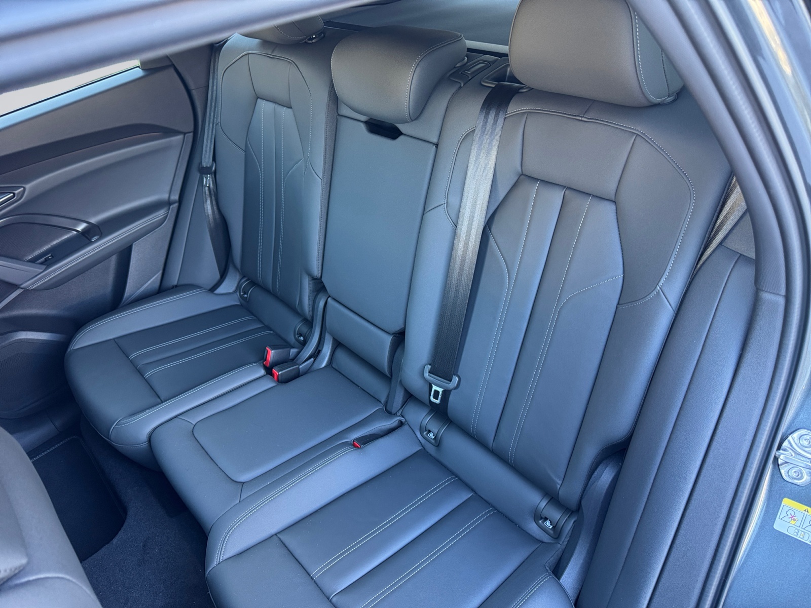 AUDI Q5 TDI quattro 150 kW S-tronic-image-12