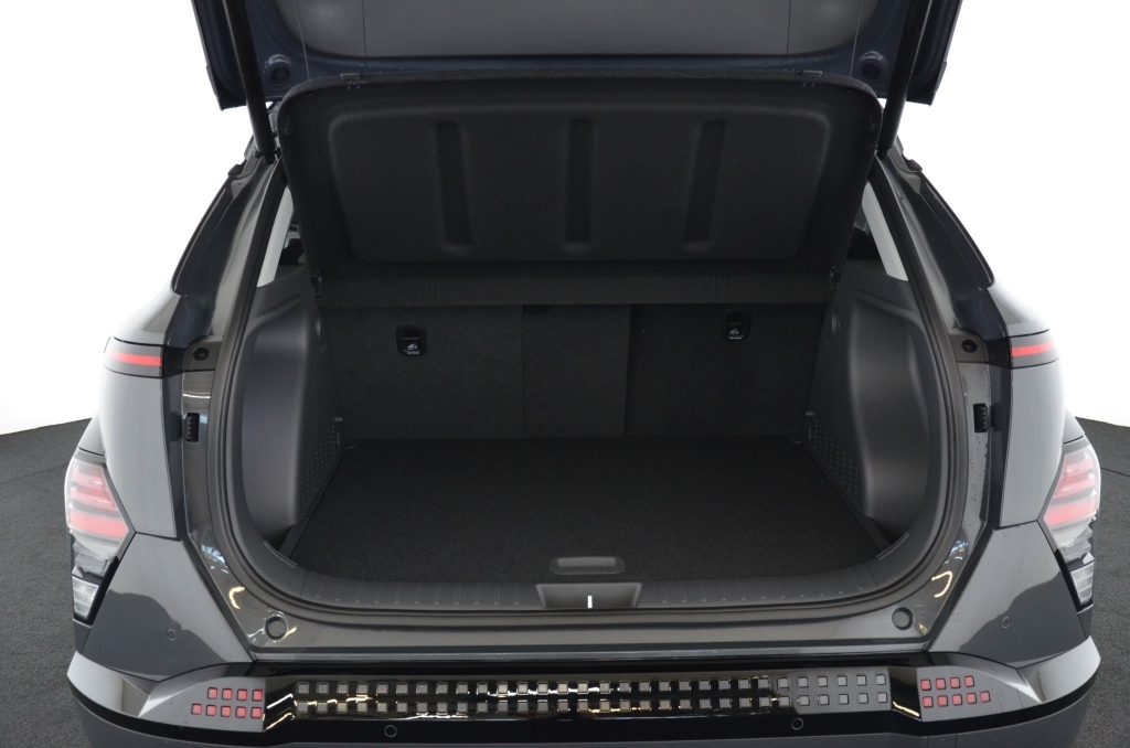 HYUNDAI Kona EV 65.4 kWh Prestige Ultra-image-26