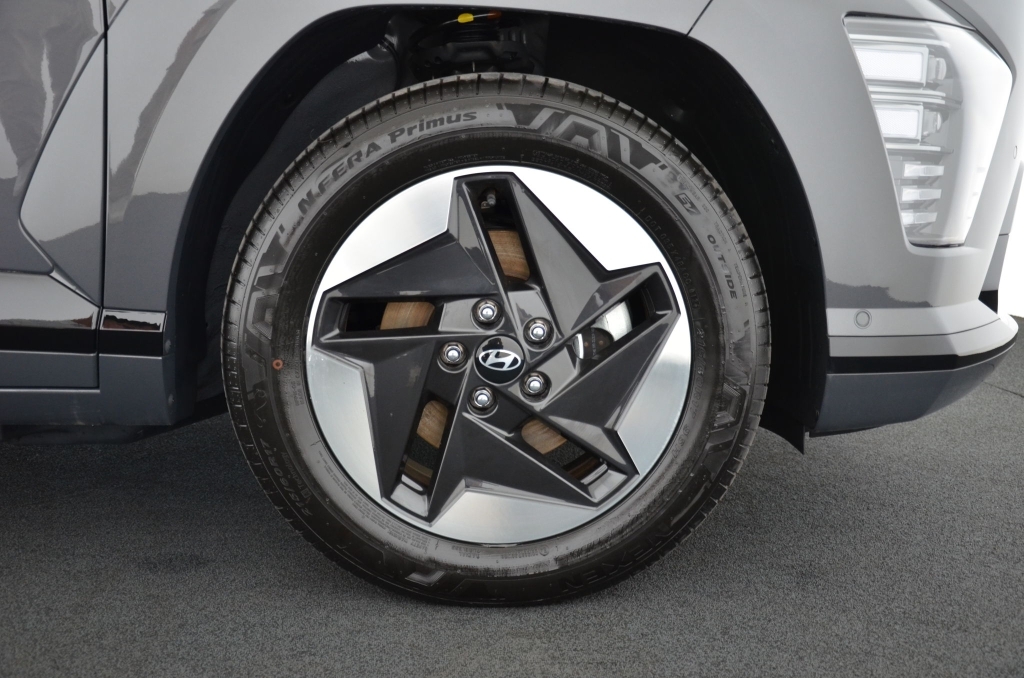HYUNDAI Kona EV 65.4 kWh Prestige Ultra-image-9
