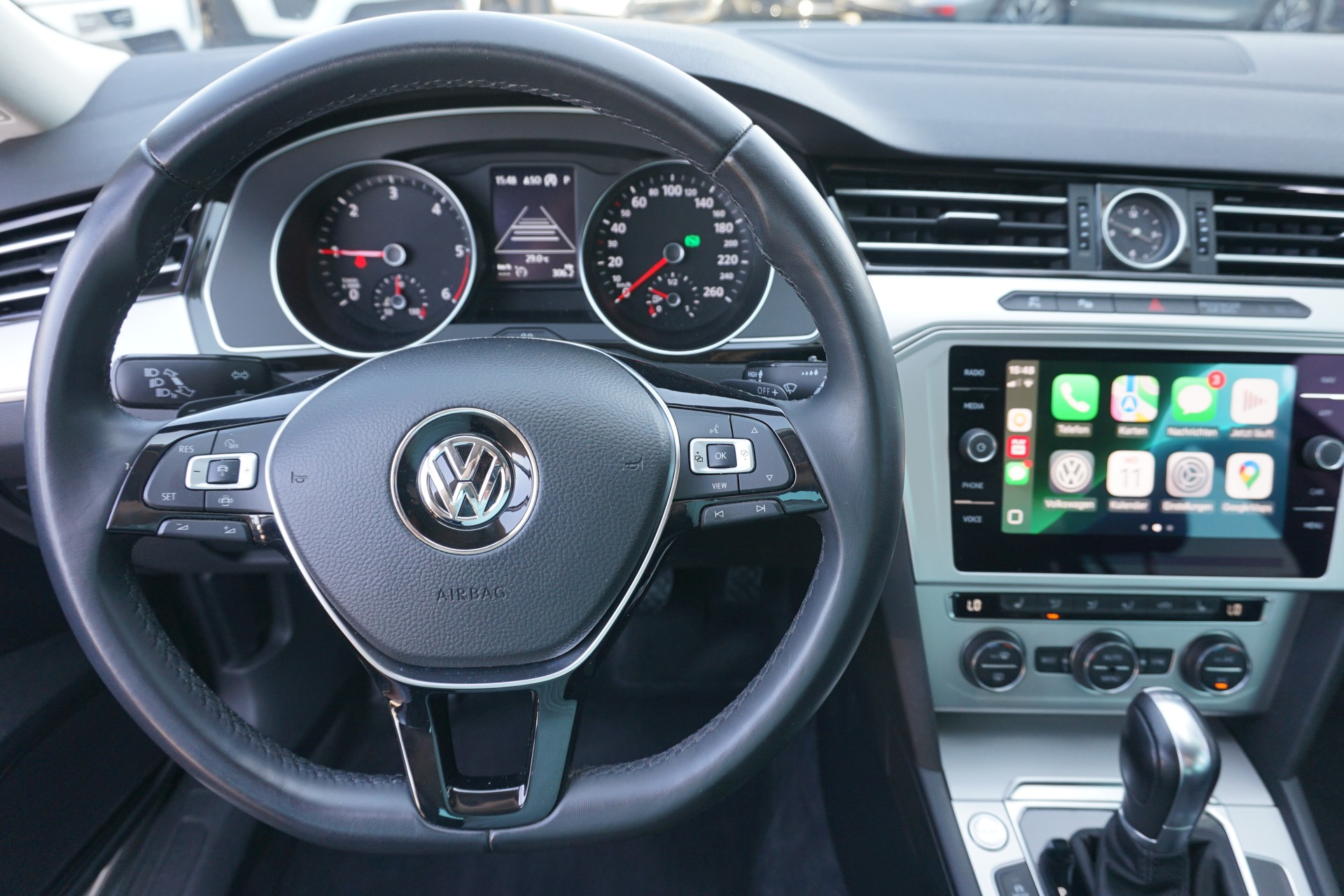 VW Passat 1.6 TDI Comfort-image-15