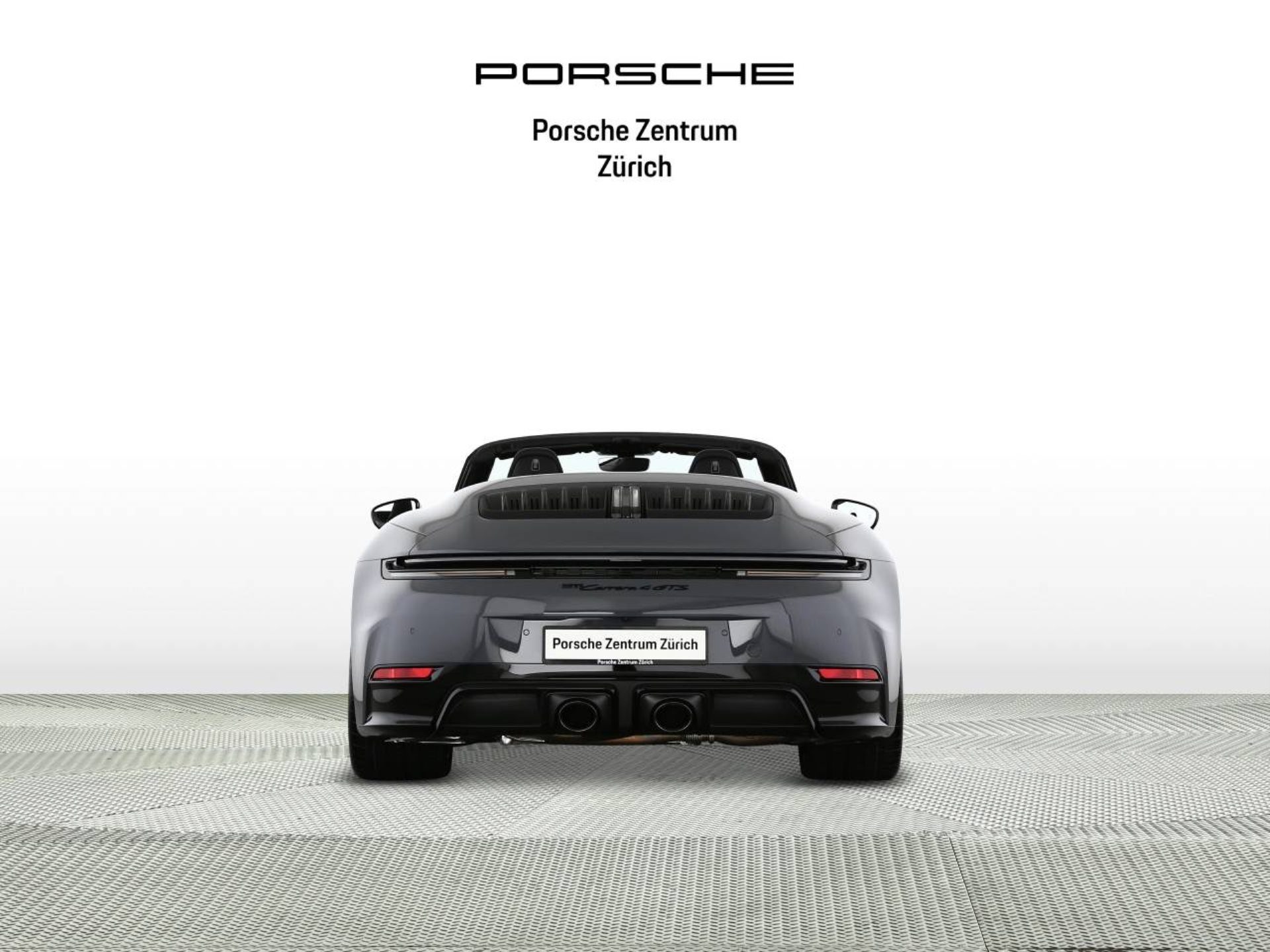 PORSCHE 911 Carrera 4 GTS Cabriolet-image-8