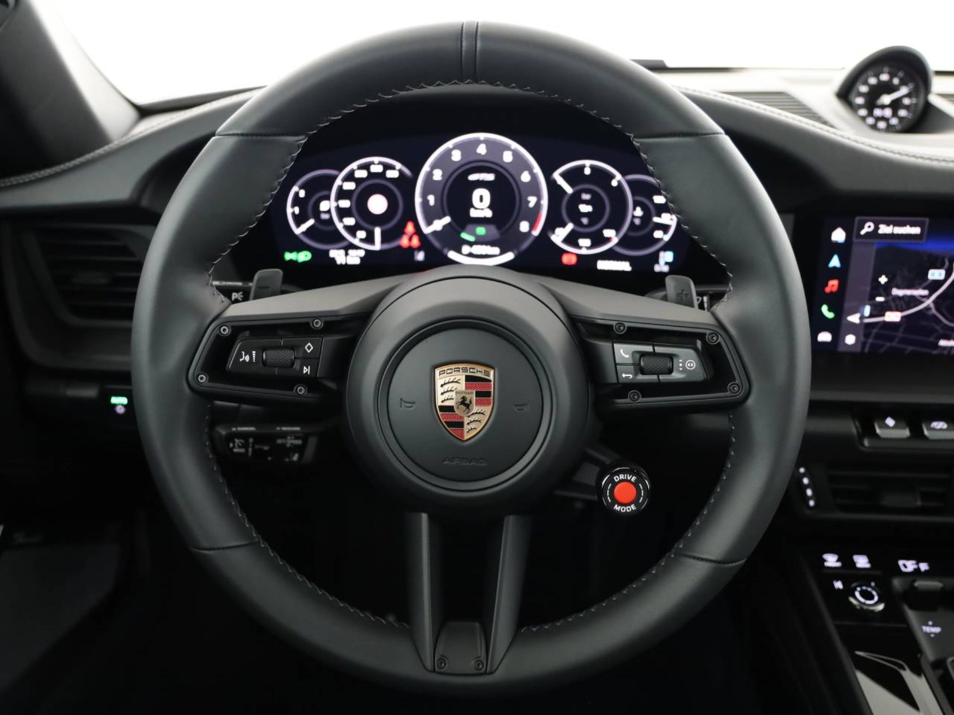 PORSCHE 911 Carrera 4 GTS Cabriolet-image-3