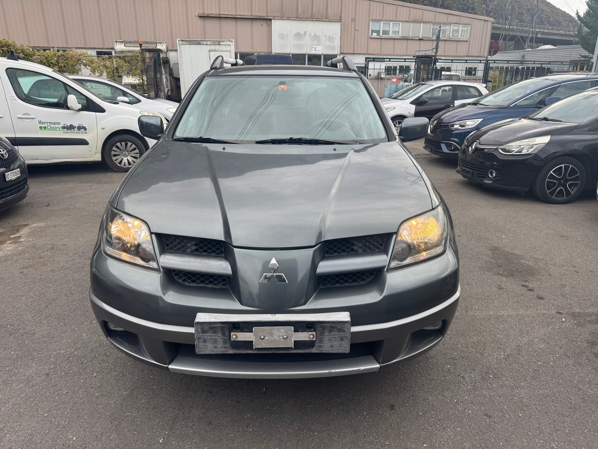MITSUBISHI Outlander 2.4 16V Sport-image-0