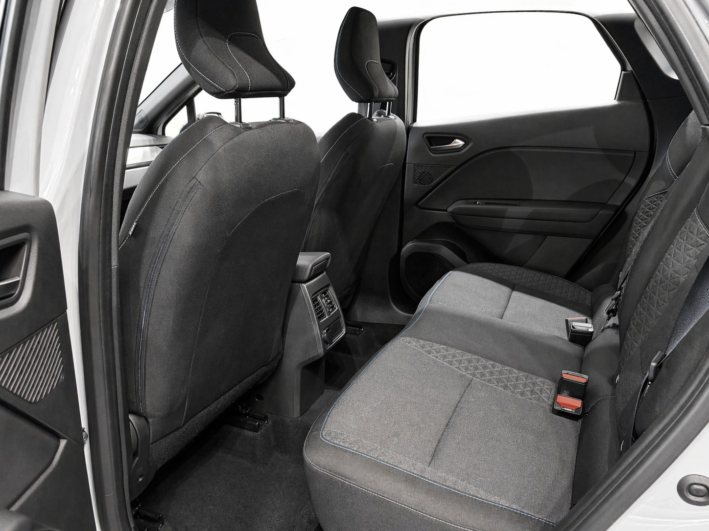 RENAULT Captur 1.3 TCe Evolution EDC * Neues Modell *-image-12