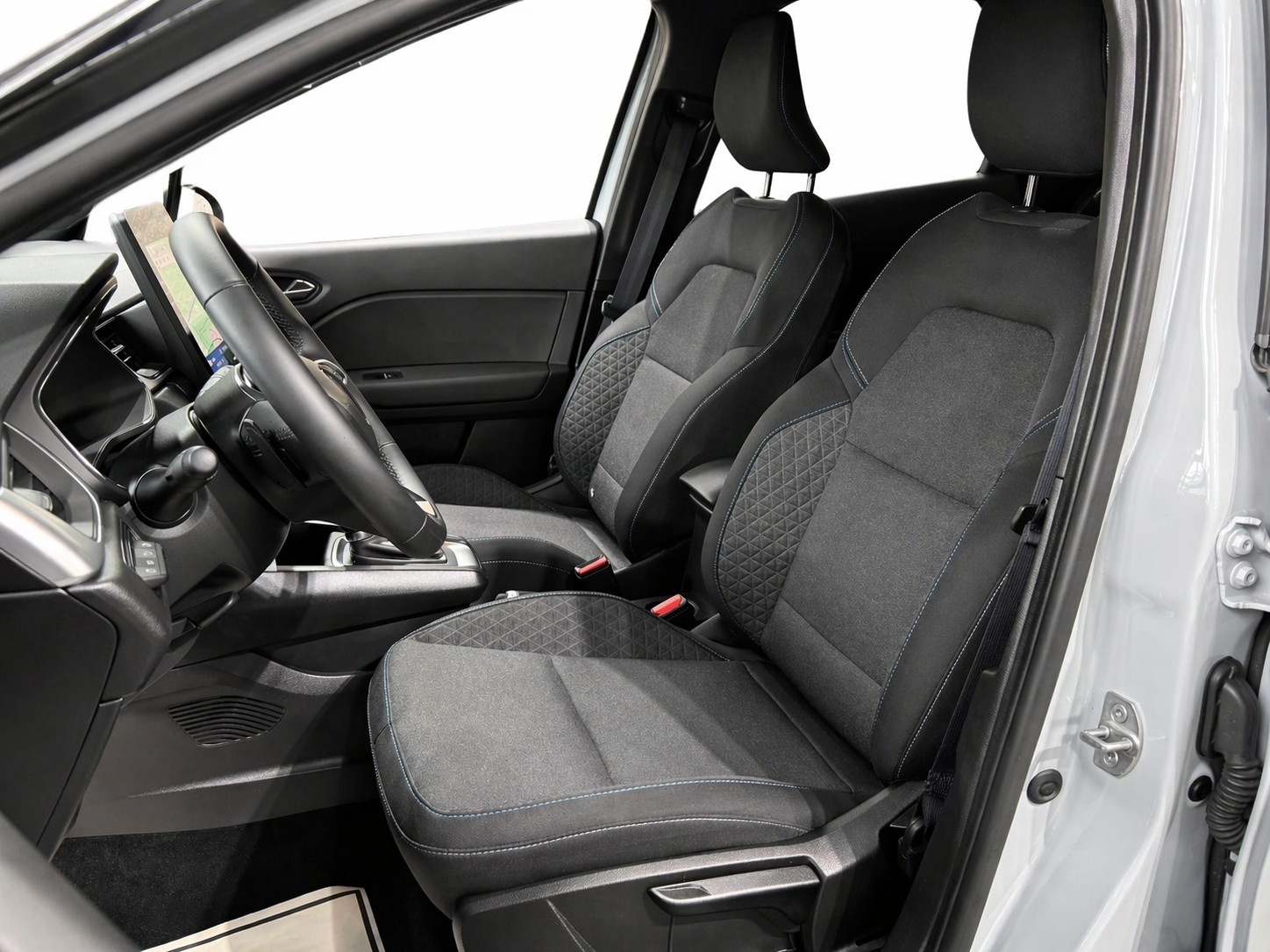 RENAULT Captur 1.3 TCe Evolution EDC * Neues Modell *-image-10
