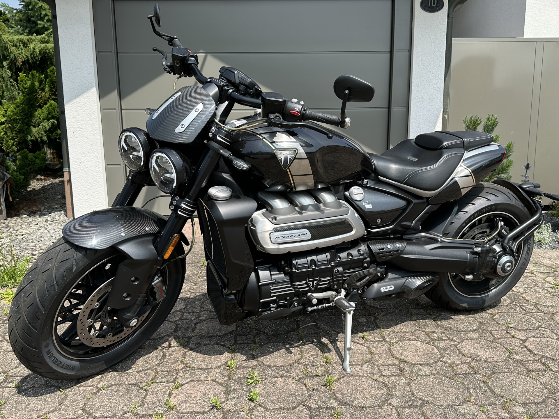 TRIUMPH Rocket 3 TFC-showroom-element-2
