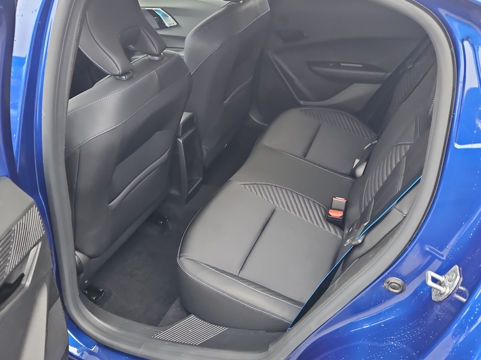 RENAULT Clio 1.8 E-Tech Esprit Alpine-image-10