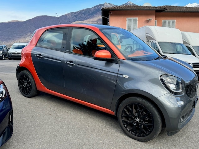 SMART forfour edition # 1-image-2