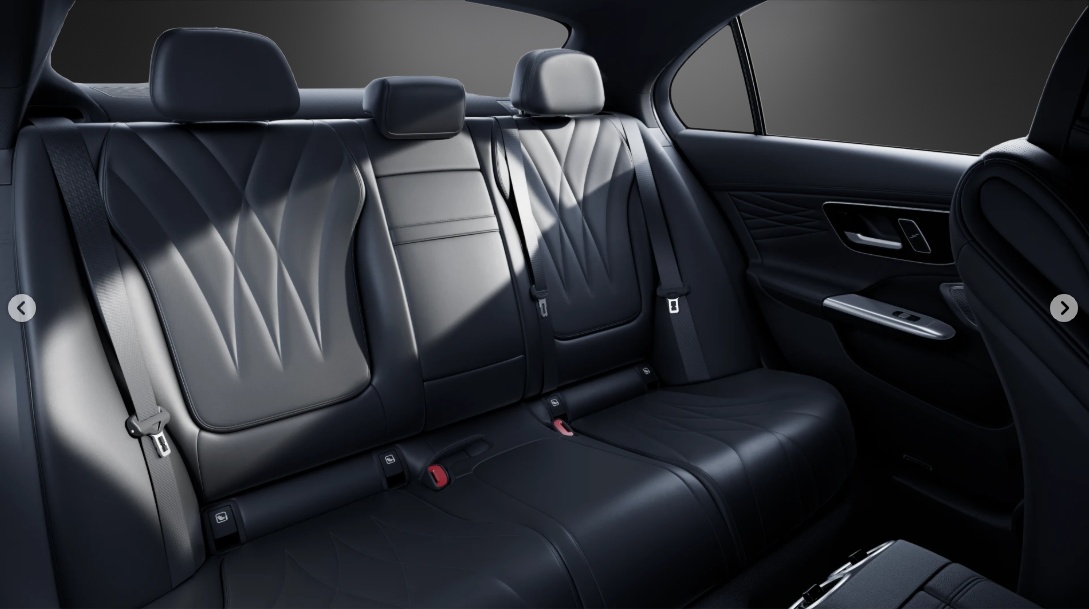 MERCEDES-BENZ C 300 d 4 Matic-image-7