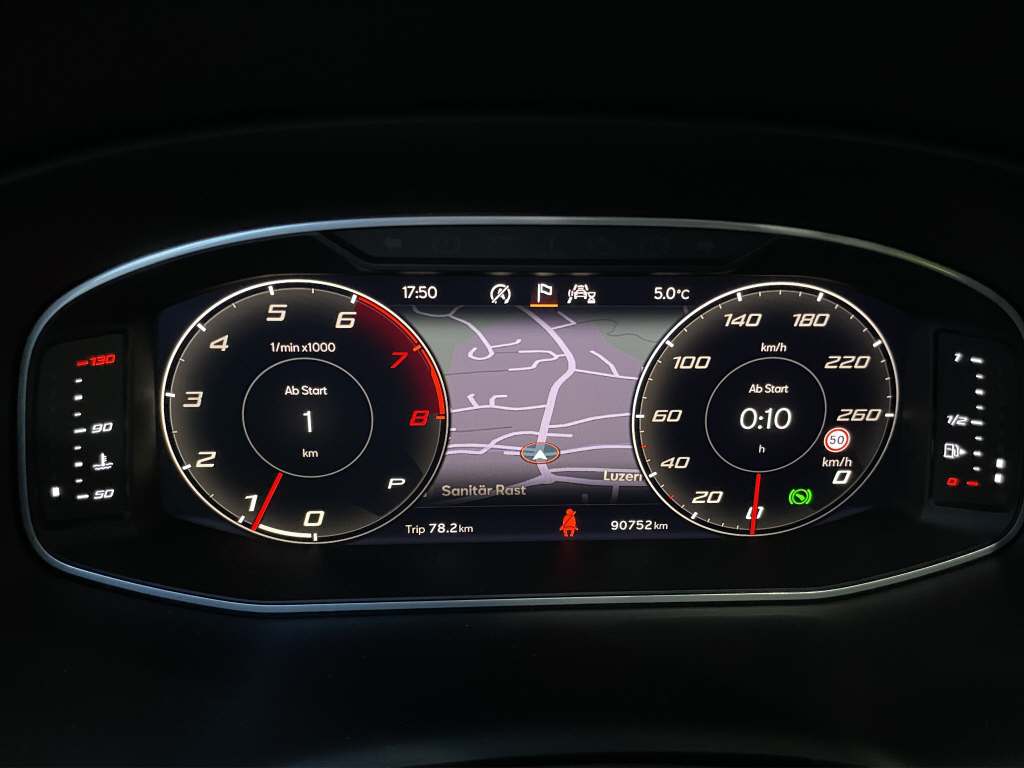 SEAT Ateca 2.0 TSI Hola FR 4Drive DSG-image-6