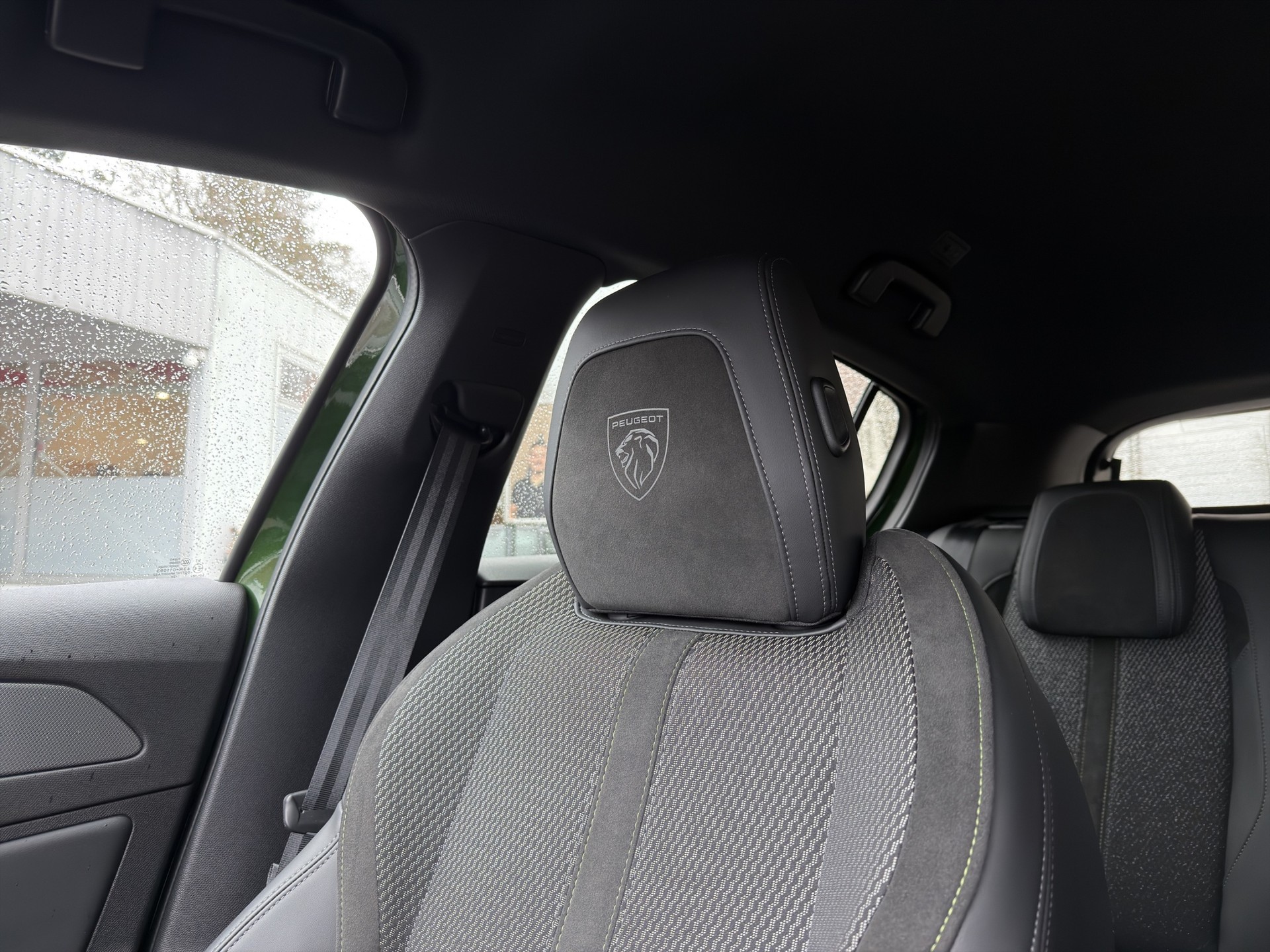 PEUGEOT 308 1.2 PureTech GT-image-26