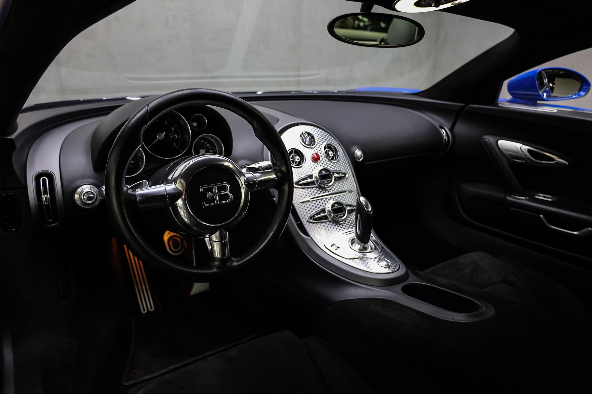 BUGATTI VEYRON 16.4-image-35