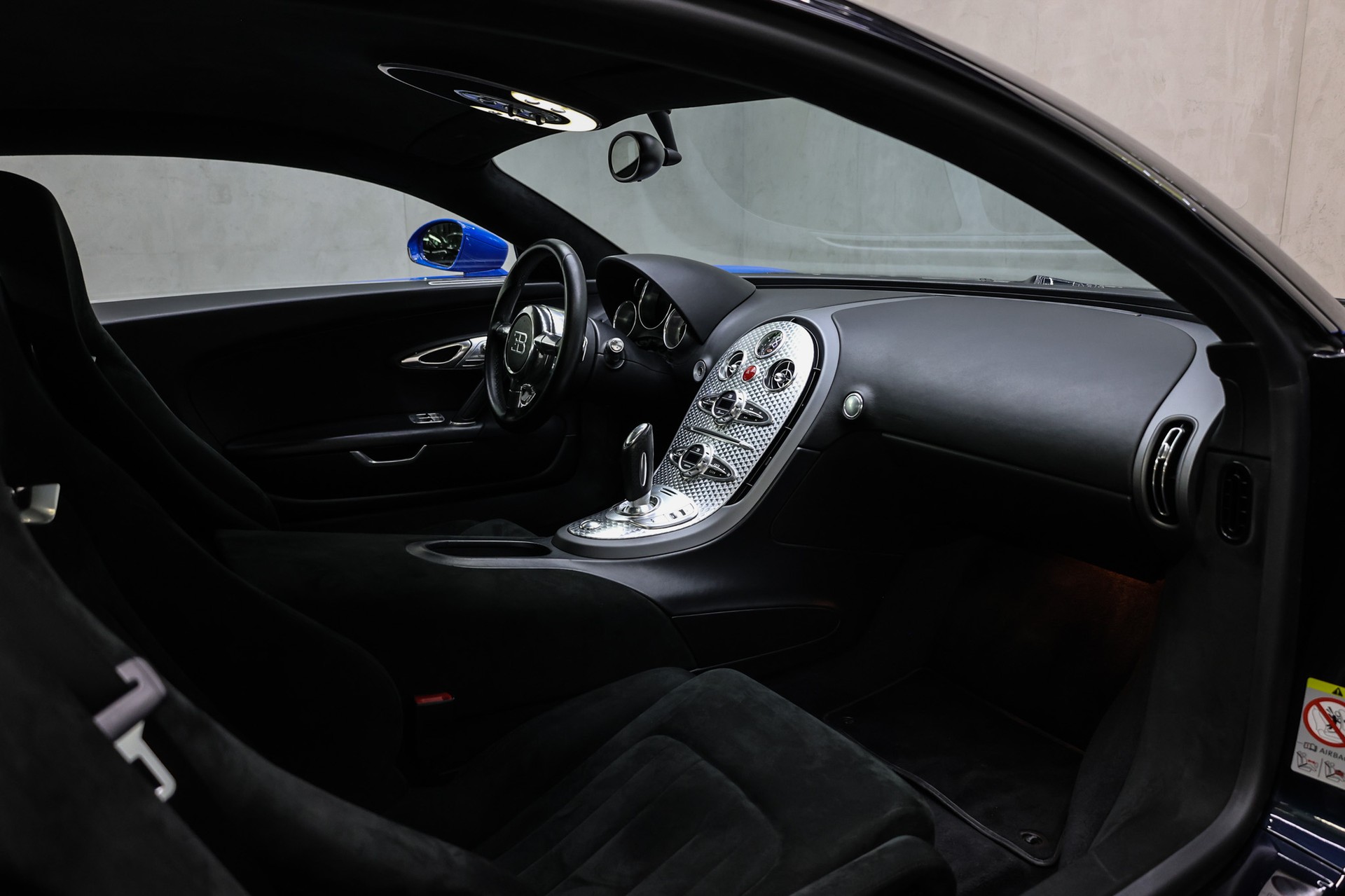BUGATTI VEYRON 16.4-image-32