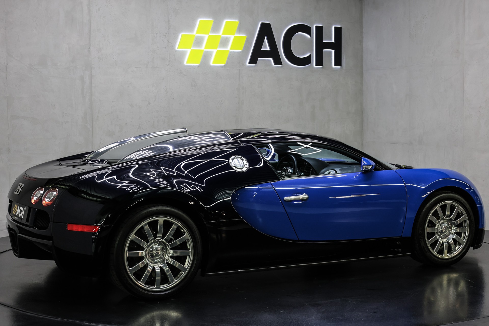BUGATTI VEYRON 16.4-image-14