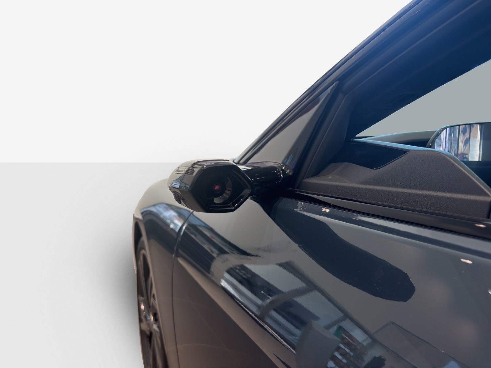 AUDI S6 Avant e-tron quattro-image-13