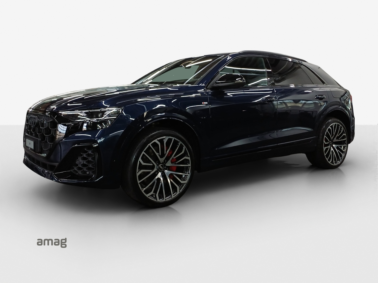 AUDI Q8 SUV TFSI e quattro 290 kW Attraction tiptronic-image-0
