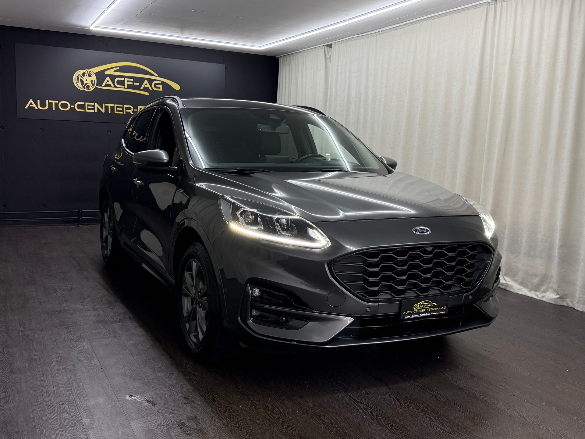 FORD Kuga 2.0 TDCi EcoBlue ST-Line X 4WD-image-2