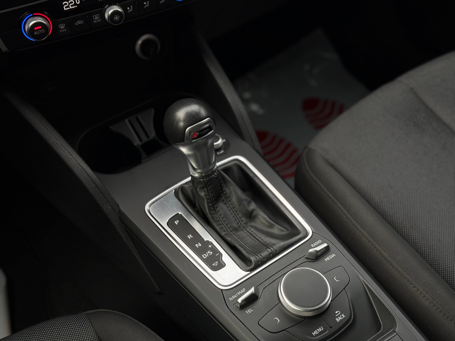 AUDI Q2 35 TFSI AttractionI S-tronic-image-16