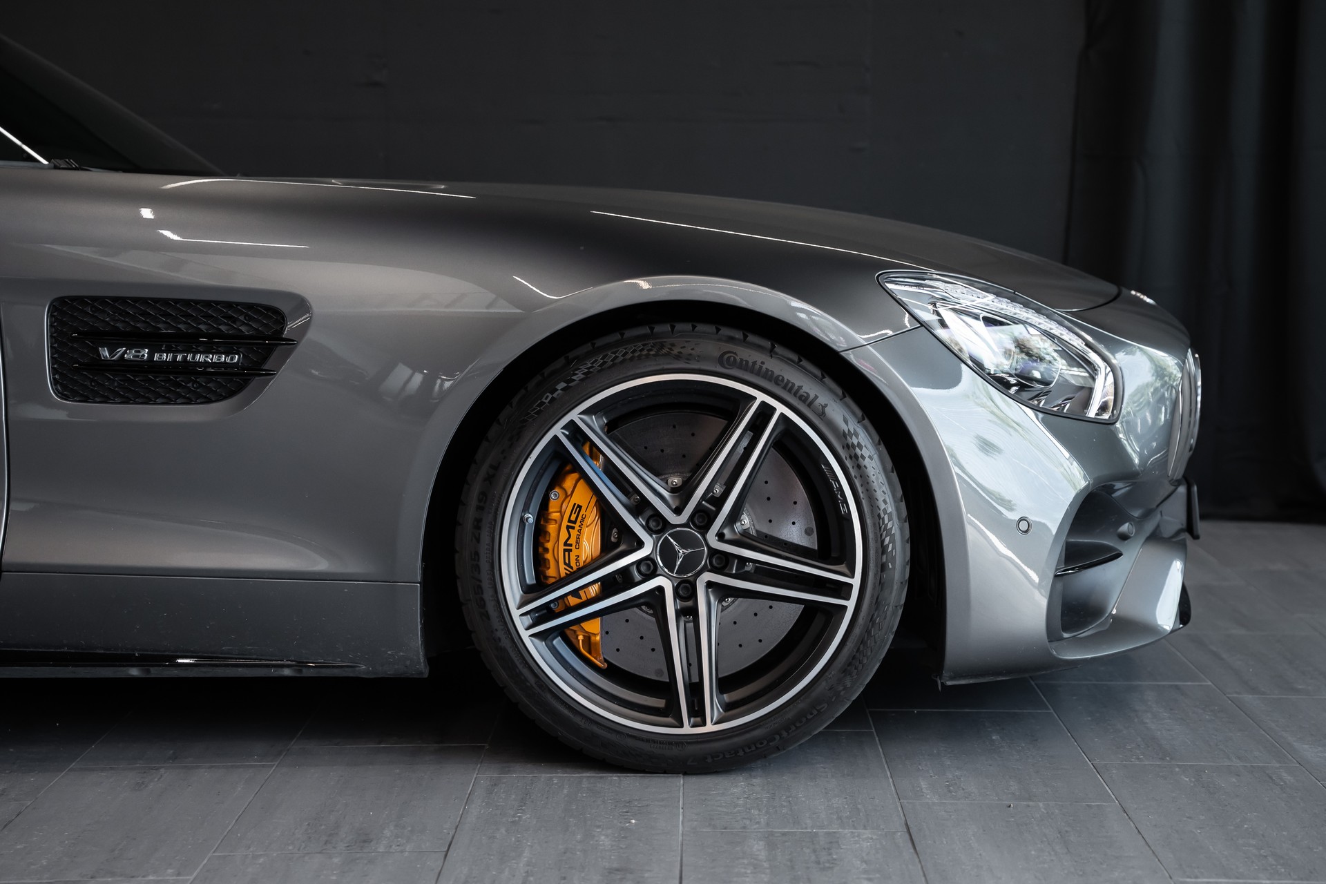 MERCEDES-BENZ AMG GT C Speedshift DCT / Ohne OPF / CH Auto / Gratis Service / Carbon Keramik Bremsen / Burmester / Top Ausstattung /-image-3
