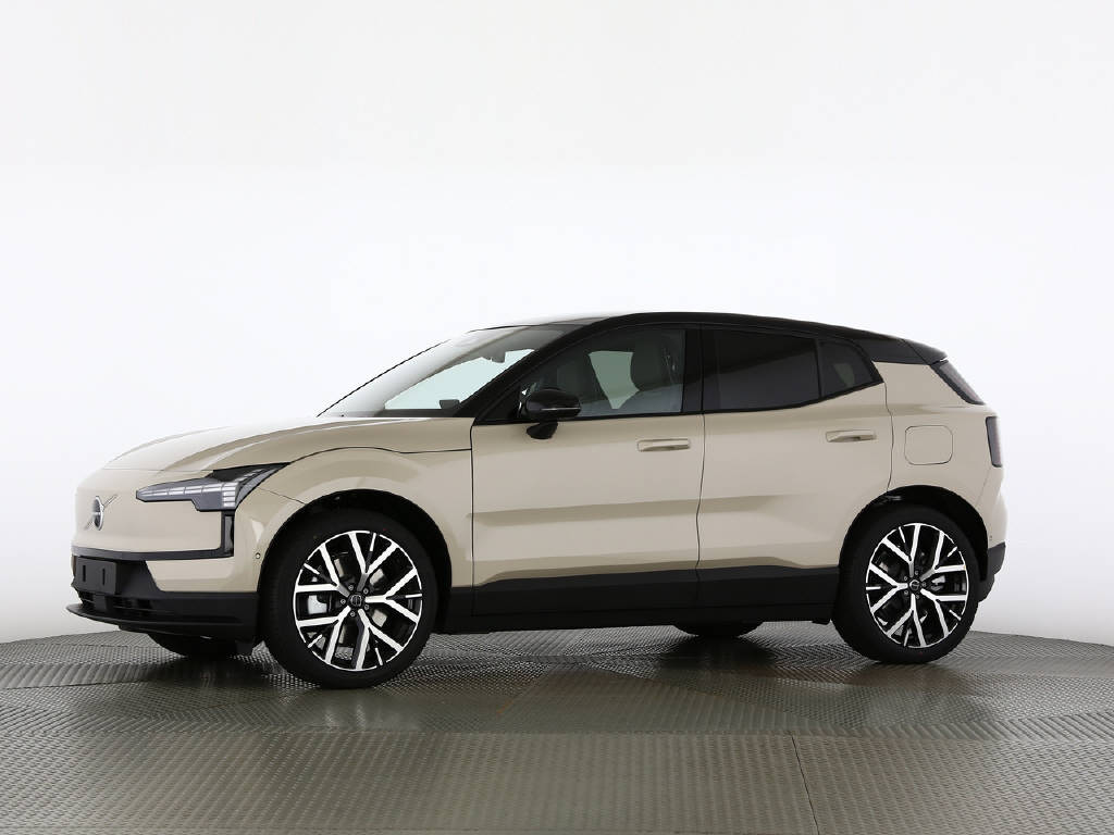 VOLVO EX 30 P8 Twin Ultra Performance AWD-image-26