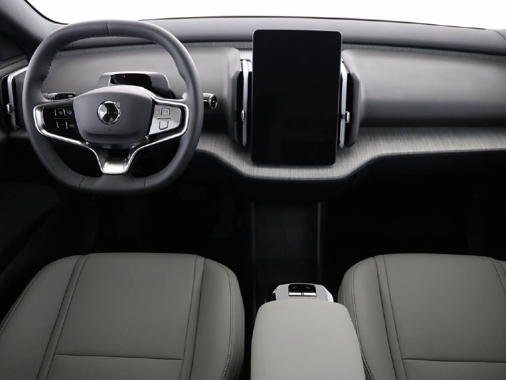 VOLVO EX 30 P8 Twin Ultra Performance AWD-image-29