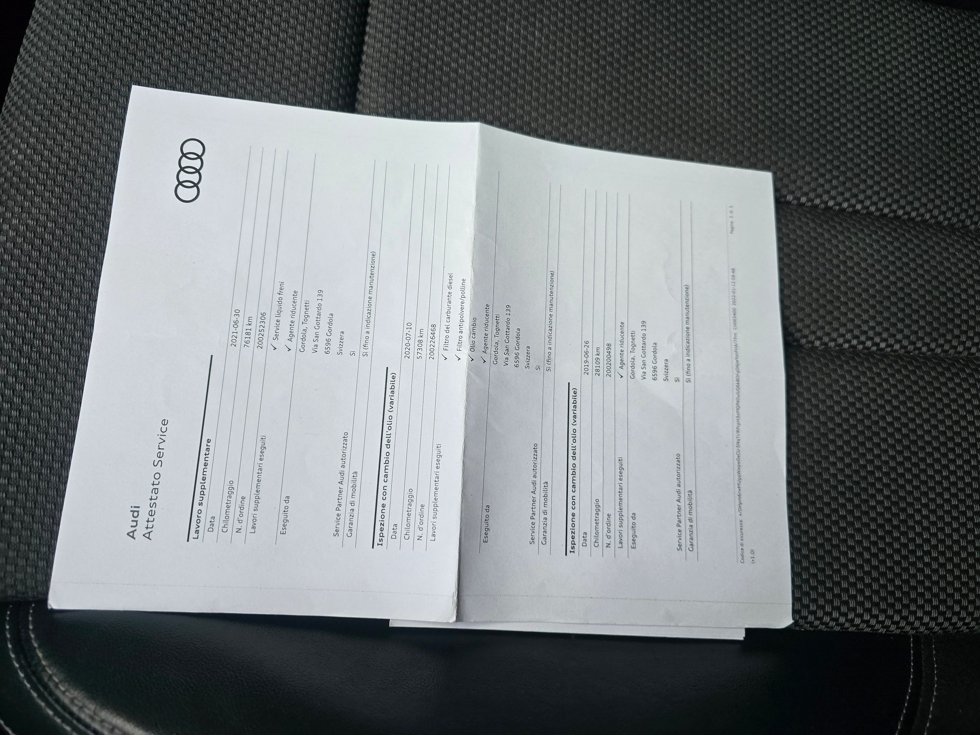 AUDI A4 Avant 2.0 TDI Design S-tronic-image-23