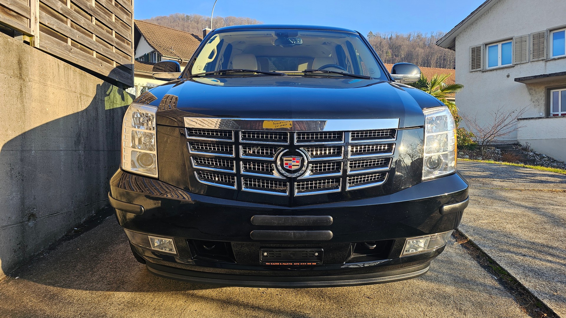 CADILLAC Escalade 6.2 Sport Luxury-image-2